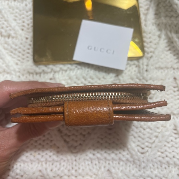 Gucci Beige GG Canvas Zip Around French Compact Wallet - Picture 6 of 12